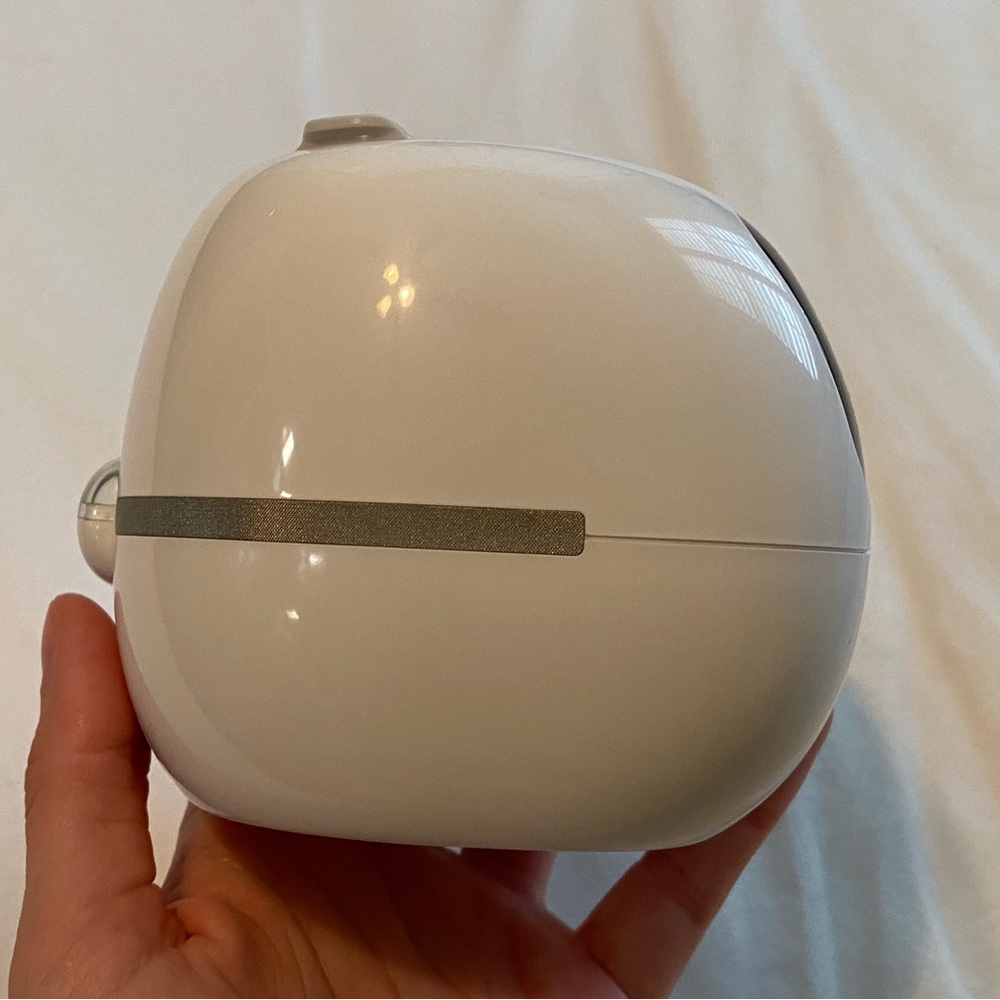 NIB SMART PLANTER ROBOT PET - WHITE - Picture 9 of 17
